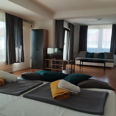 Filip Apartments Ohrid Exteriör bild